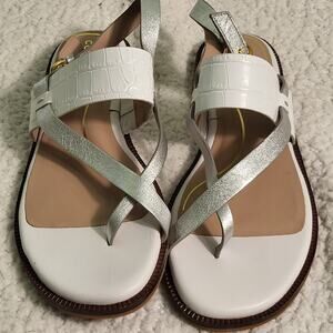 NEW Cole Haan  Anica Lux Buckle Sandal white leather  Womens size 7.5